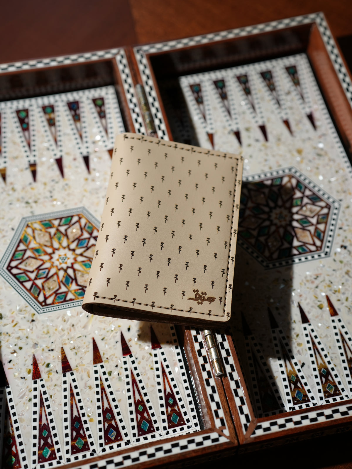 Warda Passport Wallet