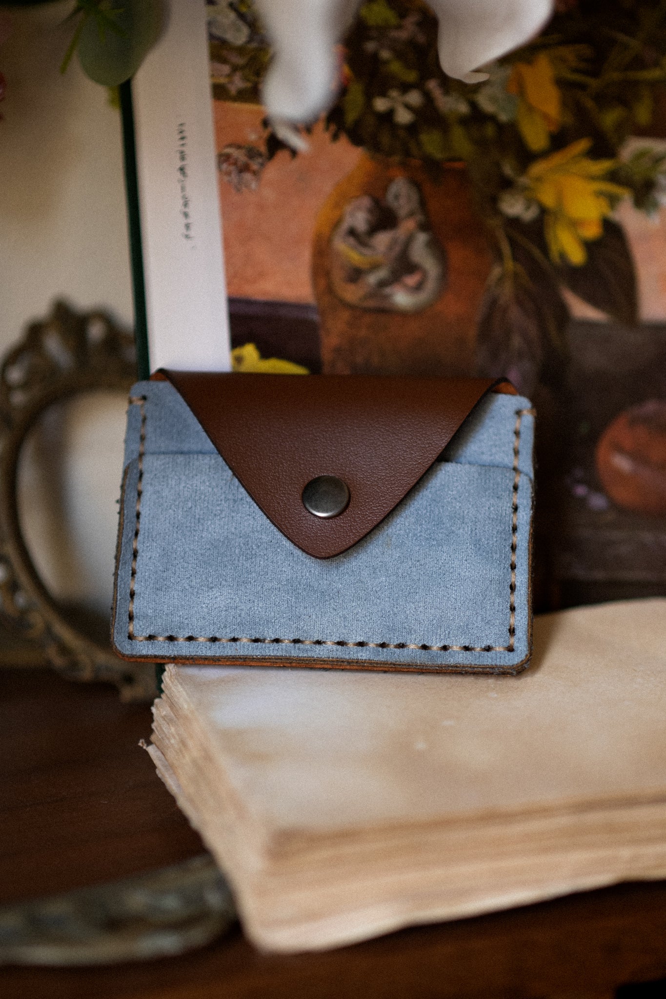 ATIQA CARDHOLDER
