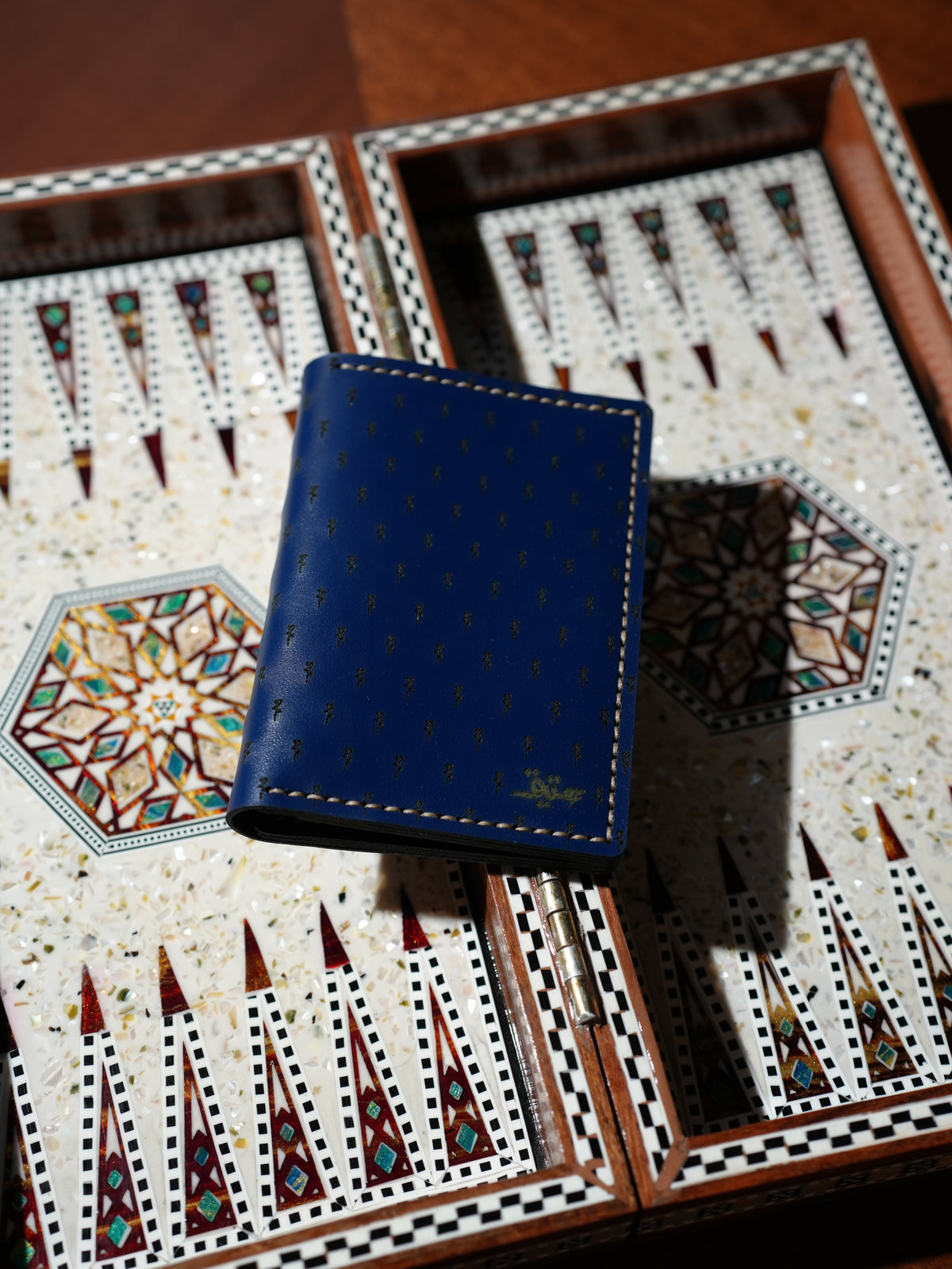 Warda Passport Wallet