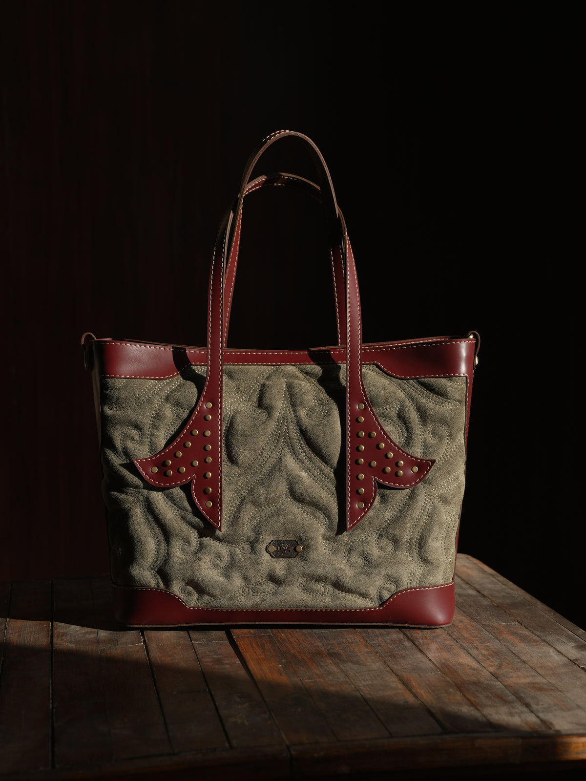 Zanbaqa tote bag
