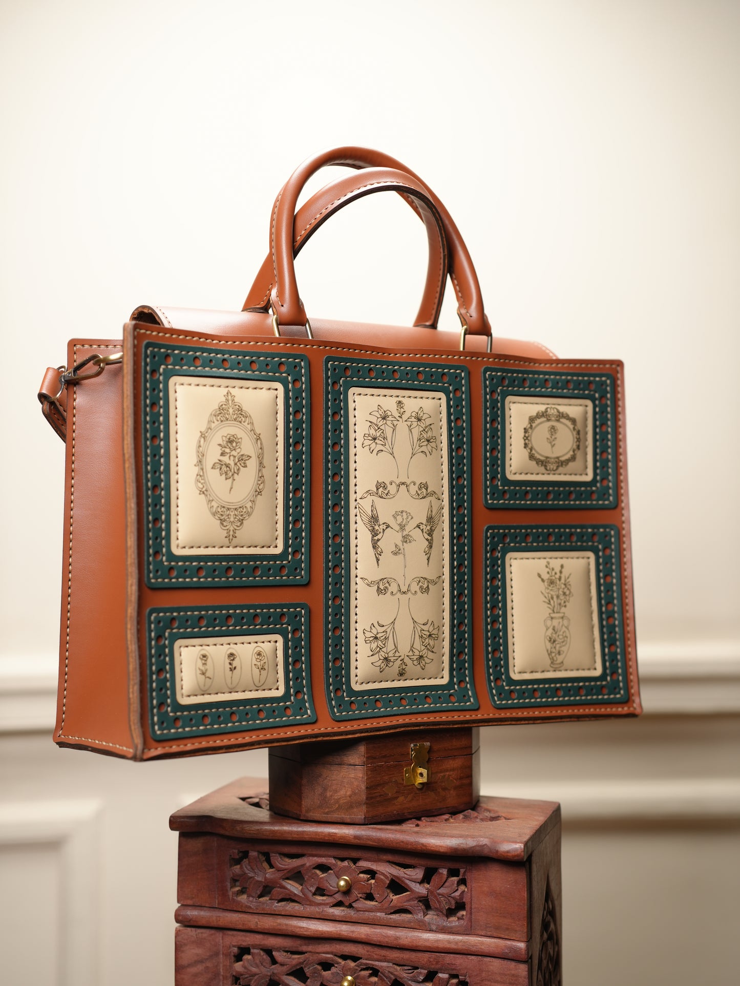 Museum tote bag