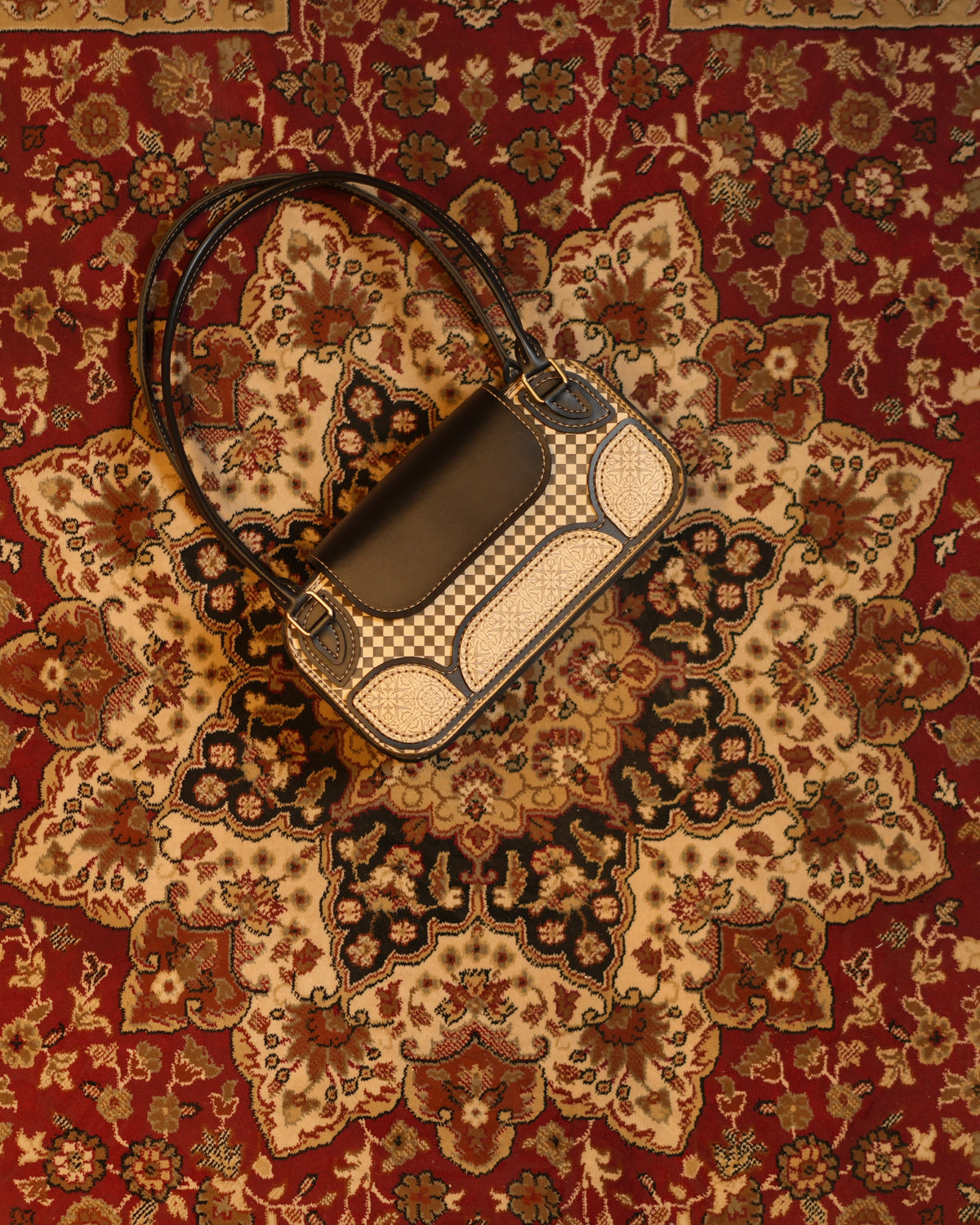 Tohfa el Tohaf bag