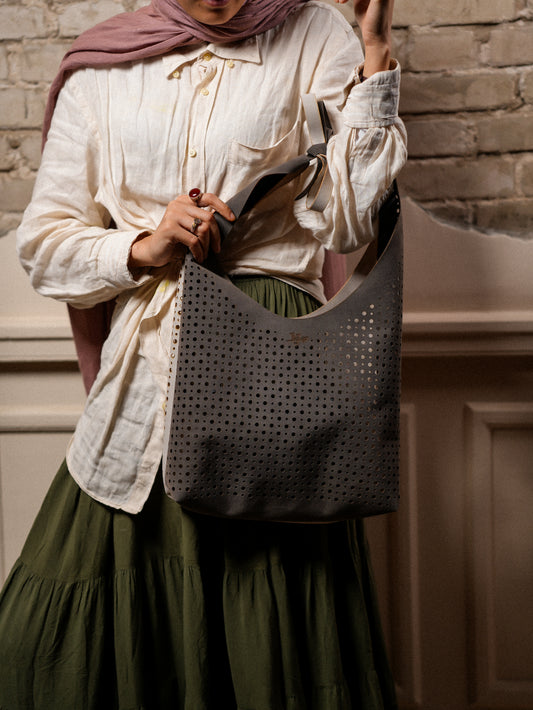 Resha tote bag