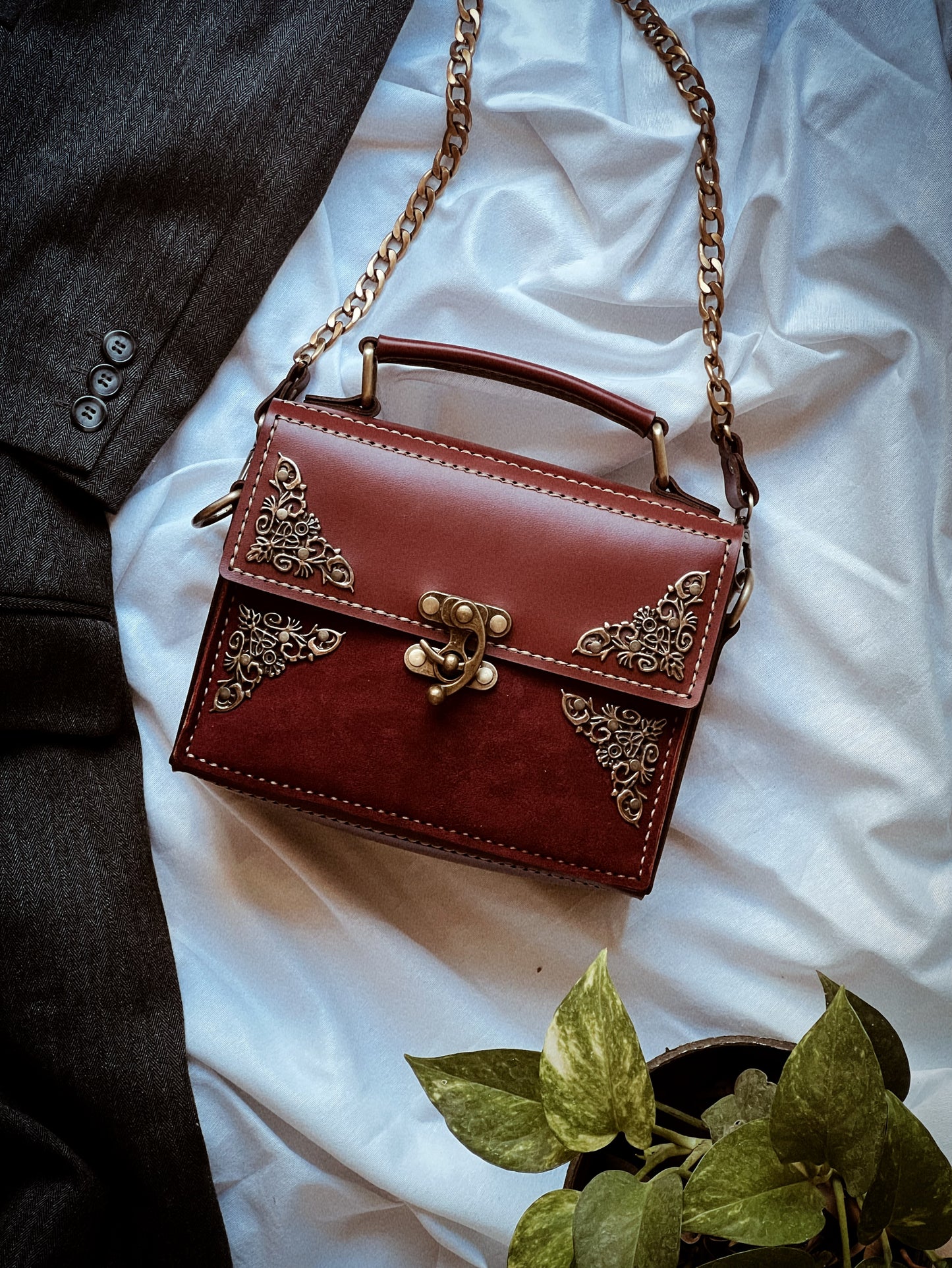 CLASSIC ATIQA BAG